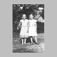 017-0030 Stanillien - Jutta Mueller und Irmgard Hinz.jpg